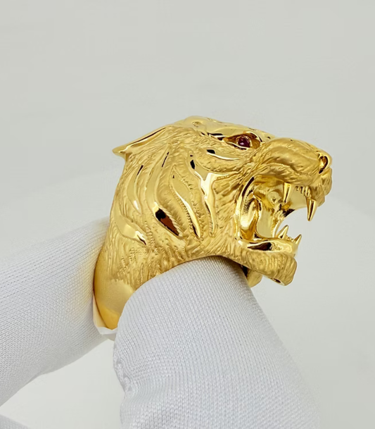 Leo Majesty Ring