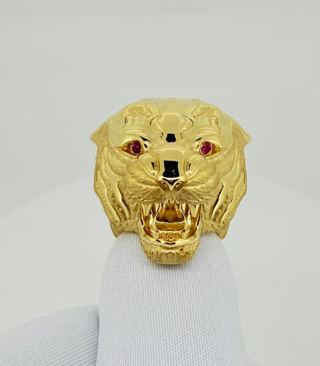Leo Majesty Ring